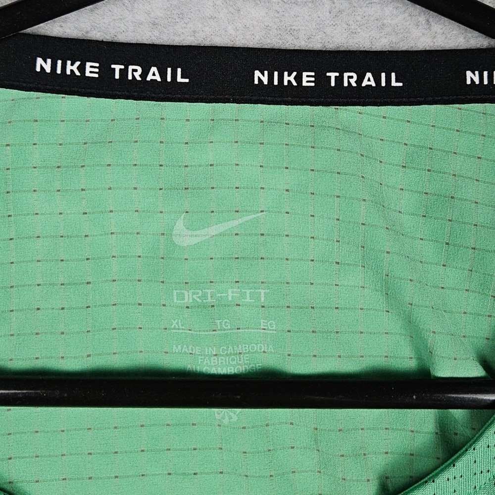 Nike (Men's XL) Green Trail Dri-Fit Rise 365 Running Shirt Performance Athletic - Picture 2 of 8
